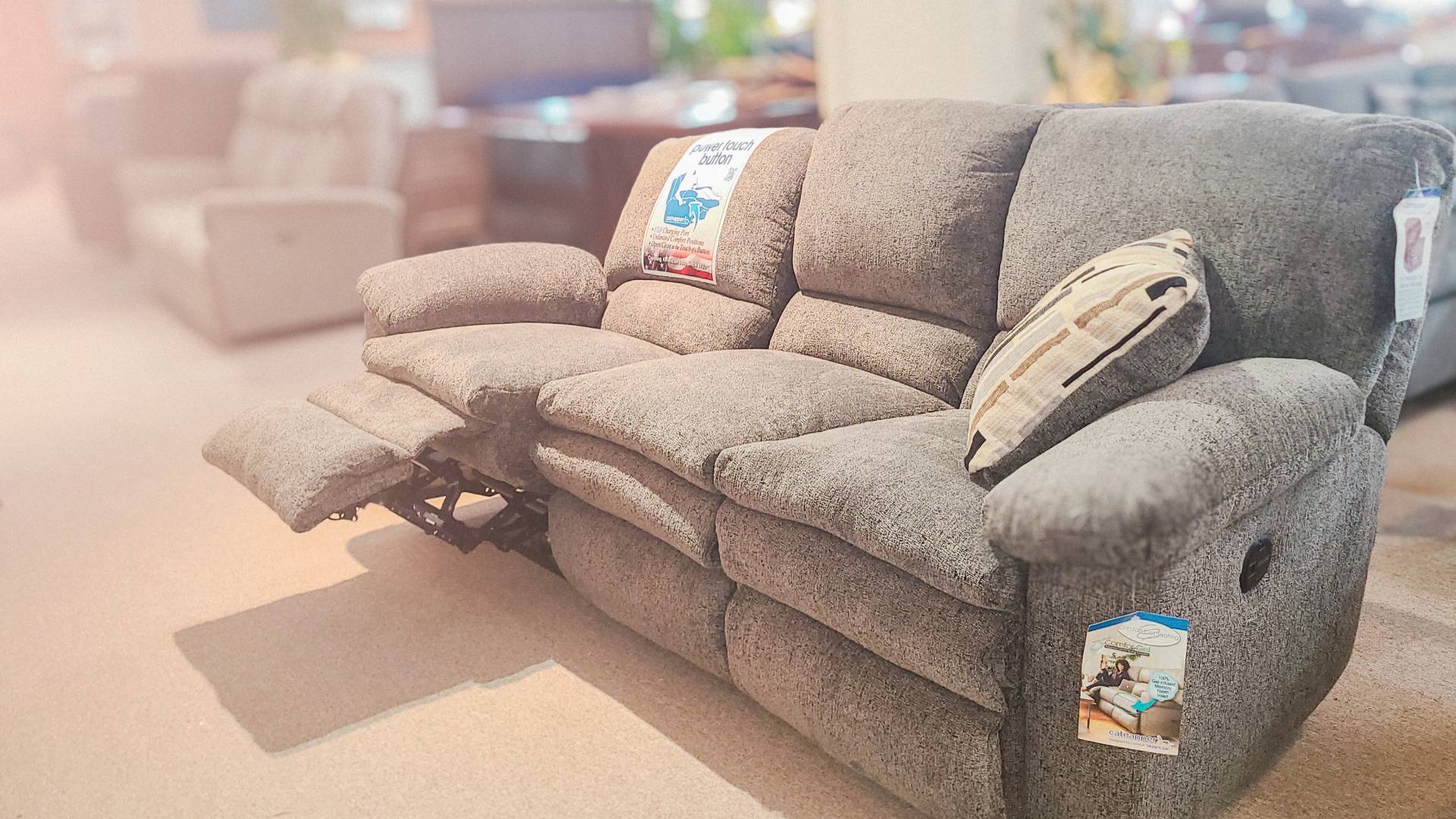 Dreamers_Hero_Sofas_03 Dreamers Furniture Showroom recliner sofa and other sofas in view